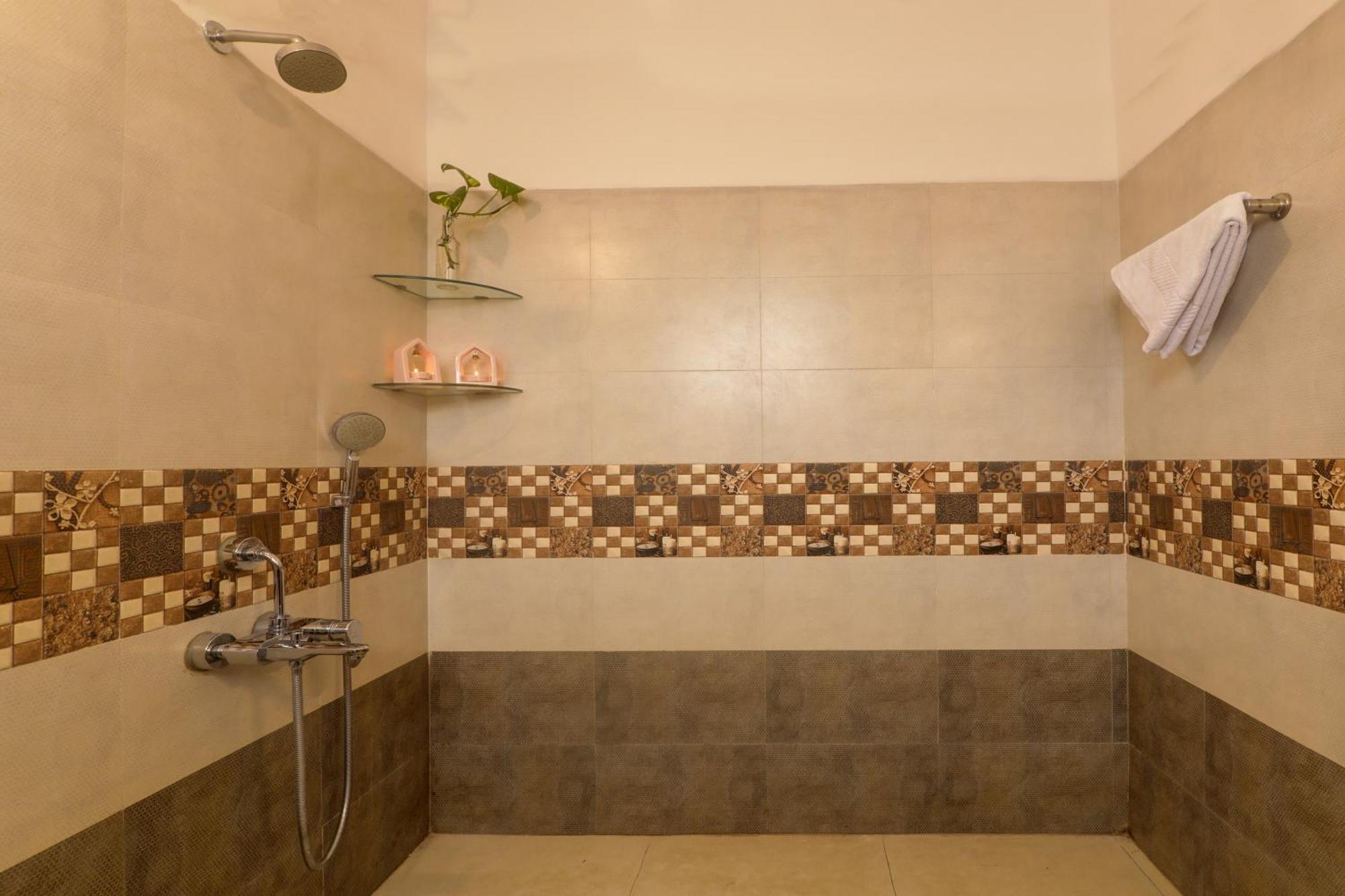Jaqk Holidays - 9Bhk Villa For Big Groups, Private Pool-Wifi-Cartaker-Parking, North Goa Baga Zewnętrze zdjęcie